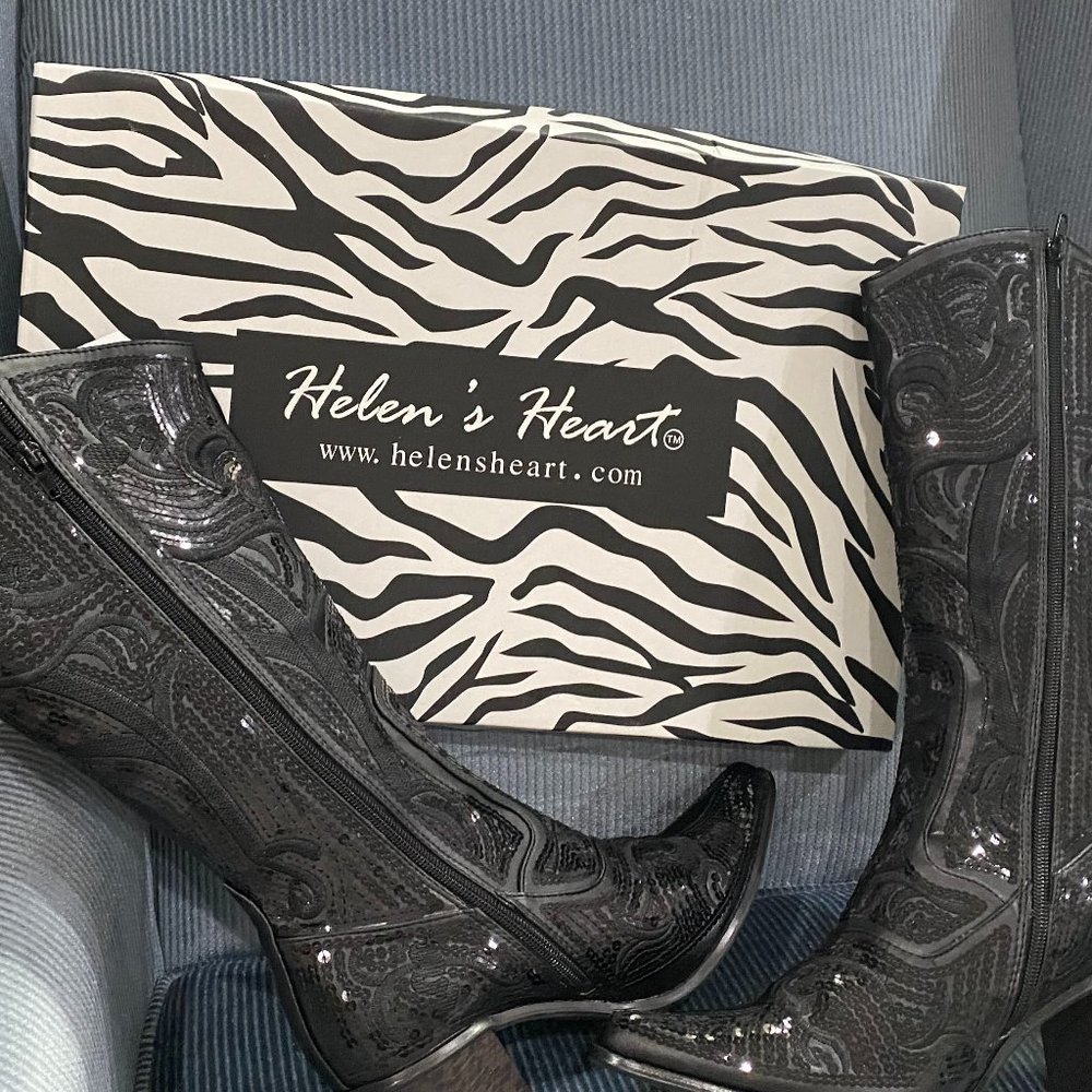 Helen's Heart Bling Boots! Size 9 New!